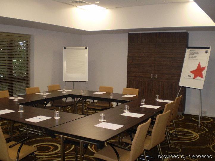 Holiday Inn Express Colchester, An Ihg Hotel Facilidades foto